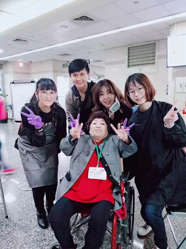 1090120 獨居老人義剪指甲